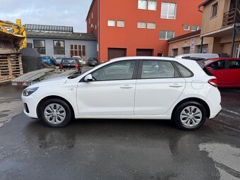 i30 1.5i 81kW ČR DPH FACELIFT 1.majitel 4-válec 12/2020 - 4