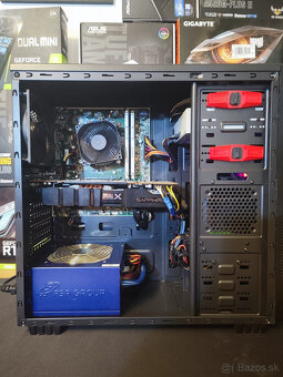 Intel Core i5-2500k, R9 280x, 16GB RAM, SSD - 4