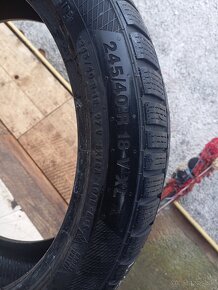 Predám zimné pneumatiky 2ks 245/40r18 - 4