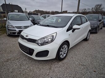 Kia rio - 4