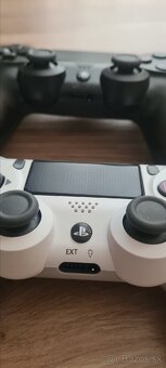 Predám  ovládač pre PS4  DUALSHOCK 4 - 4