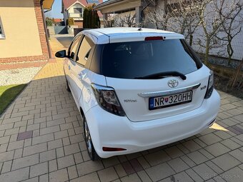 Toyota Yaris 1.33 Dual VVT-i Style Multidrive - 4