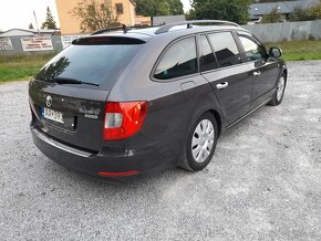 Predám Škoda Superb Combi II 1.6 TDI r.v2012 77kw GreenLine - 4