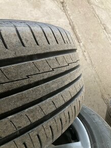 225/50r17 - 4