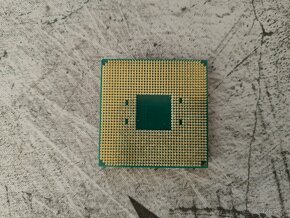 AMD Ryzen 7 5800X - 4