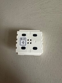 Vypínač Eve Light Wall Switch s podporou Thread - 4