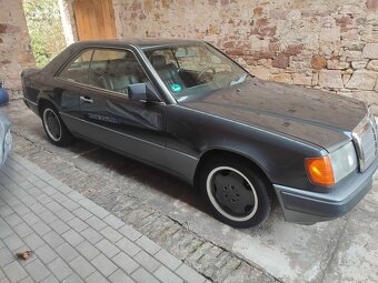 Mercedes Benz w124. 300 CE - 4