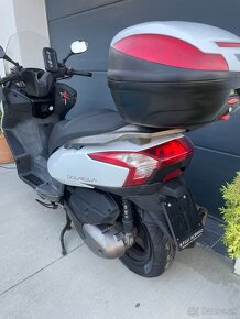 Kymco Downtown 300ie - 4