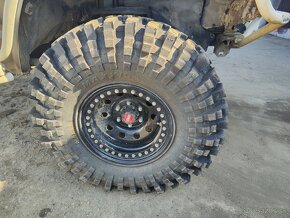 Maxxis mud trepador 38.5x12.5 r16  beadlock disky 6x139.7 - 4