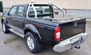 Nissan Navara NP300 4X4 DOUBLE CAB - 4