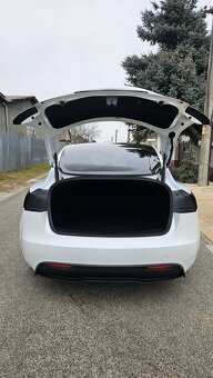 odstupim leasing Tesla 3 2024 - 4