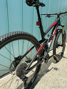 Celoodpružený horský  bicykel TREK FUEL EX 8 29" 2016 - 4