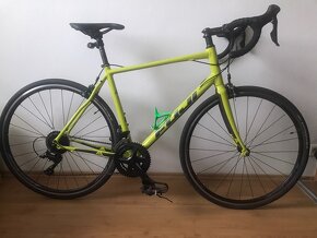 Predám cestný bicykel FUJI Sportif 2.1 - 4