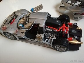 1:18 Mecedes Benz CLK GTR   Maisto - 4