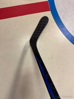 UPLNE NOVA PROFI HOKEJKA TOP MODEL BAUER NEXUS SYNC - 4