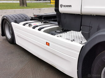 Prodám tahač návěsů SCANIA R410 EURO 6 low deck RETARDÉR - 4