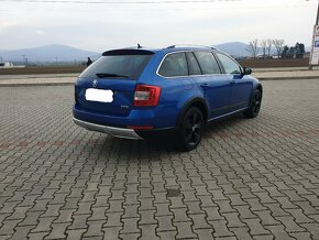 Škoda Octavia Scout 2,0 TDi DSG bixenon,ťažné, SK auto - 4