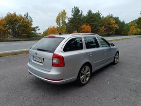 Škoda Octavia RS II 2.0 TDI CR DSG - 4