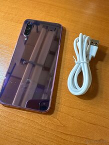 XIAOMI MI 9 SE 6/118 GB - 4