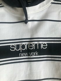 SUPREME MIKINA SEWED LOGO - 4