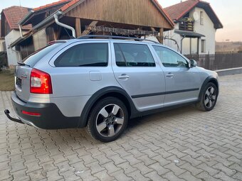 Škoda Octavia Scout 4x4 103kw CR - 4