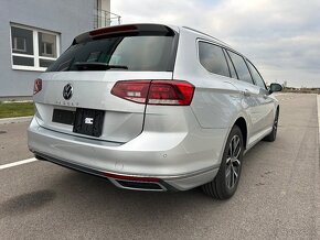 Volkswagen Passat Variant 2.0 TDI EVO EXECUTIVE DSG - 4