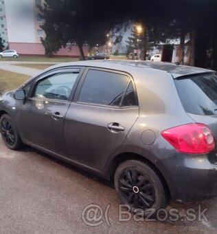 Toyota Auris rok 2007 1.6 benzin - 4