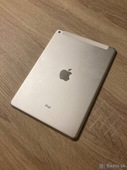 9.7” tablet iPad Air 2 / 128GB Silver prasknutý displej - 4