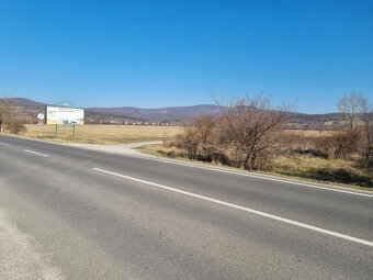 EXKLUZÍVNE PREDAJ POZEMKU PEZINOK MALACKÁ CESTA - 4