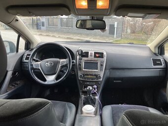 Toyota Avensis T27 - 4