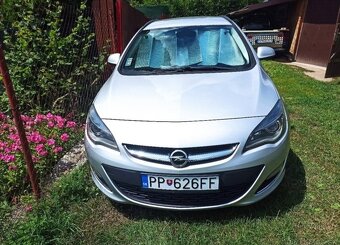 Opel Astra šport Tourer 1,7 CDTI,96 kw,rok 2015 - 4