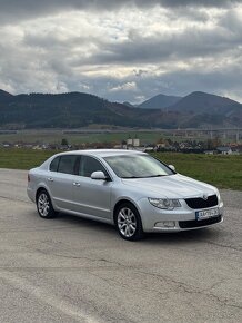 Škoda Superb 2.0 TDi 125 Kw - 4