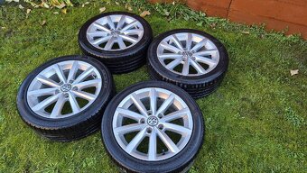 Predám 205/R16, 5x112 + pneumatiky sú letné - 4