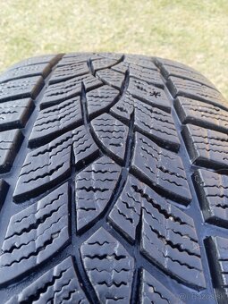 215/65 r16 zime pneu.7,5 mm - 4