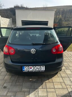 Volkswagen Golf V Comfortline 1,4 - 4