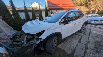 Peugeot 2008 1.2 96kw 2019 - 4