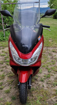 Predám skúter Honda PCX125 - 4