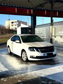 Predám Škoda octavia 1,6 TDI 85kw. FACELIFT - 4