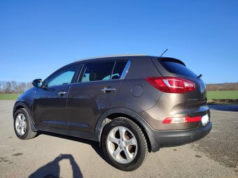 KIA Sportage 2.0 CRDi VGT 4WD EX Automat SK 2013 - 4