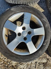 195/55 R16 Peugeot 4x108 - 4