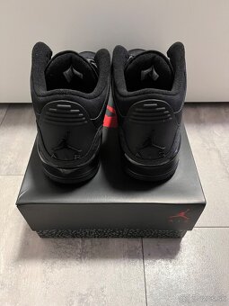 Jordan 3 Retro Black Cat - 4