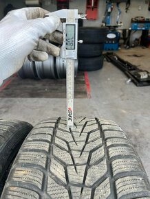 Predam Hankook Winter icept Evo 3 245/40R19 2x - 4