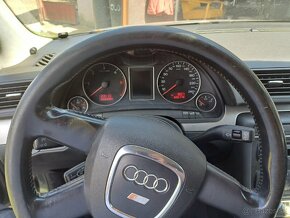 Audi A4 - 4