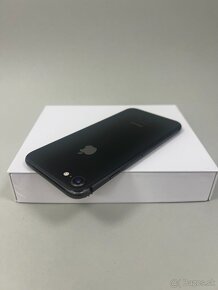 Apple iPhone 8 64GB Black - 4