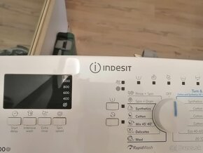 Práčka Indesit - 4