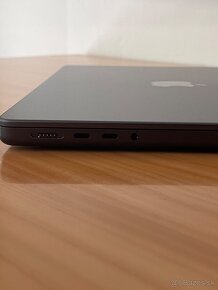 MacBook Pro 2023 - 4