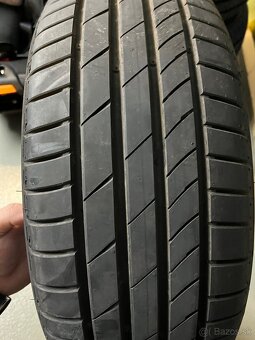 Kumho ecsta 205/60 r16 - 4