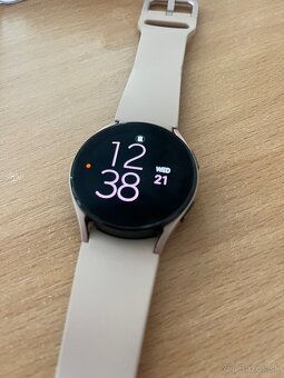 Samsung Galaxy Watch 4 40 mm - 4