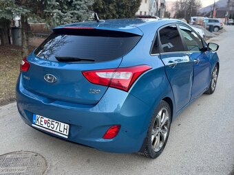 Hyundai i30 1.6gdi 166000km kúpené na SR PLNE POJAZDNÉ - 4