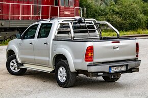 Toyota Hilux DC 3,0 D-4D A/T 4x4 (ťažné, naviják, automat) - 4